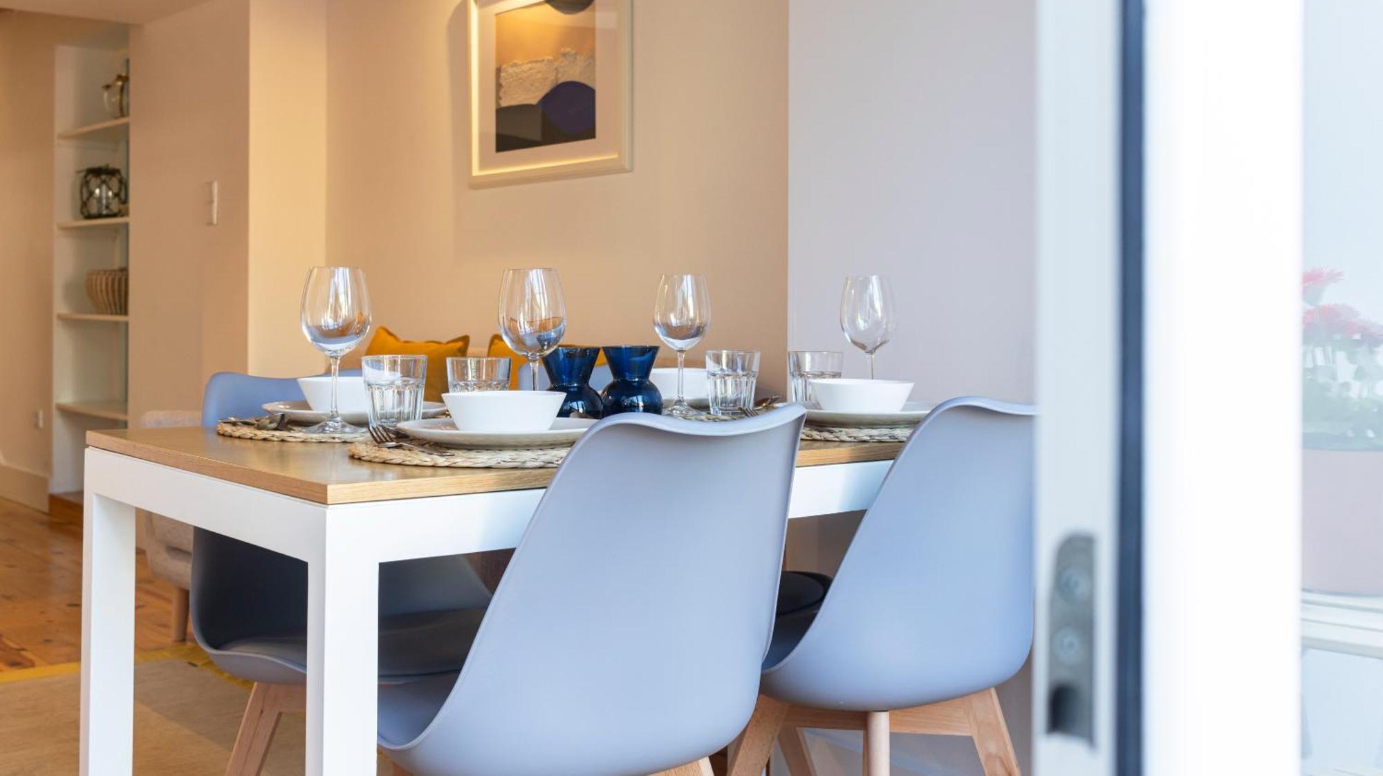 City Center Duplex W Patio By Lovelystay Porto Kültér fotó